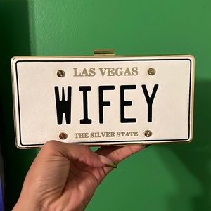 Wifey clutch
